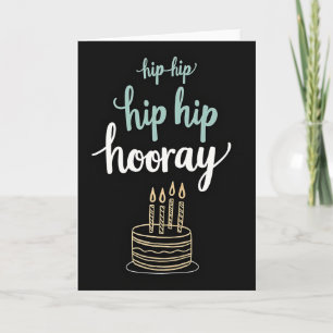Carte de gâteau d'or d'anniversaire