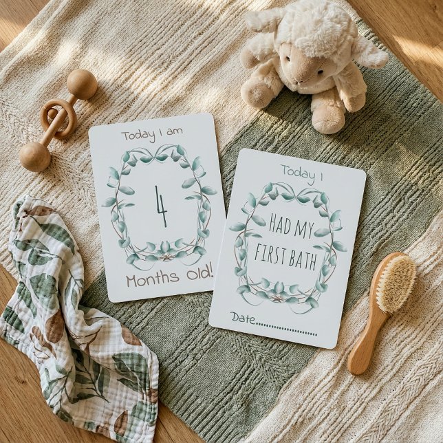 Carte de grande première de bébé à double bordure  (Double blue Baby Milestone Card floral border.)