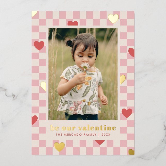 Carte de la Saint-Valentin à carreaux roses et rou (Recto)