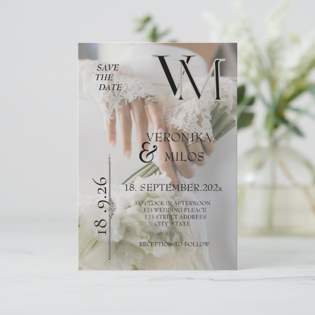 Carte de mariage moderne avec monogramme et photo  (Debout devant)