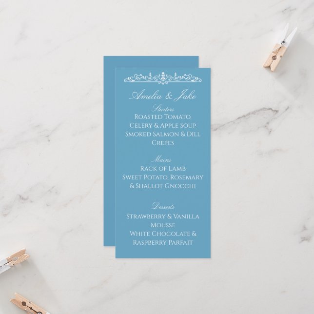 Carte de menu de mariage bleu Régence (Devant/Arrière en situation)