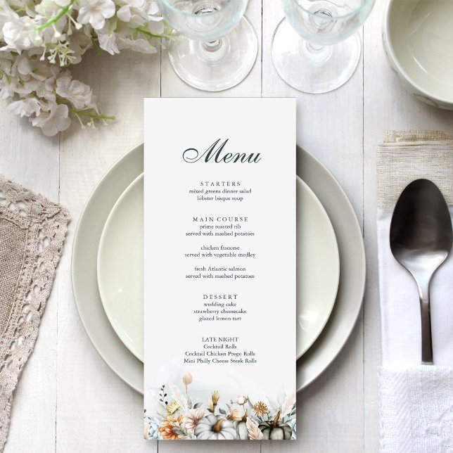Carte de Menu de Mariage Citrouille Blanche et Fle (White Pumpkin and Wildflowers Wedding Menu Card on a beautiful white and silver dinner table.)
