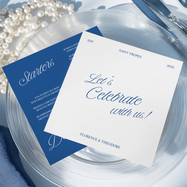 Carte de Menu de Mariage Moderne à l'Écriture Bleu (Modern Blue & White Script Wedding Menu Card)