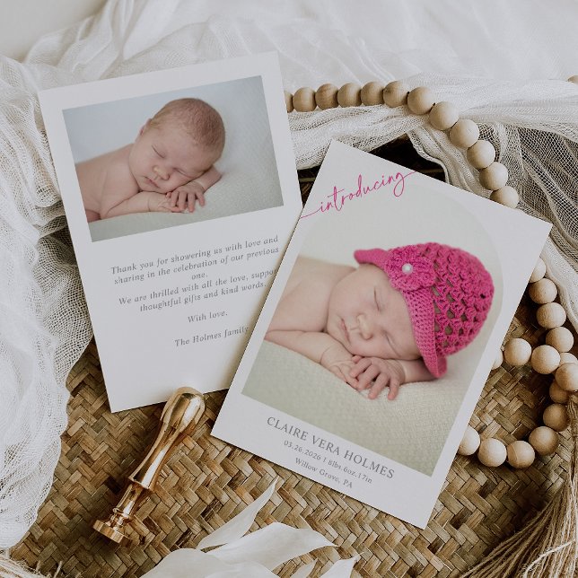 Carte de naissance photo bébé sous un arche rose c (Créateur téléchargé)