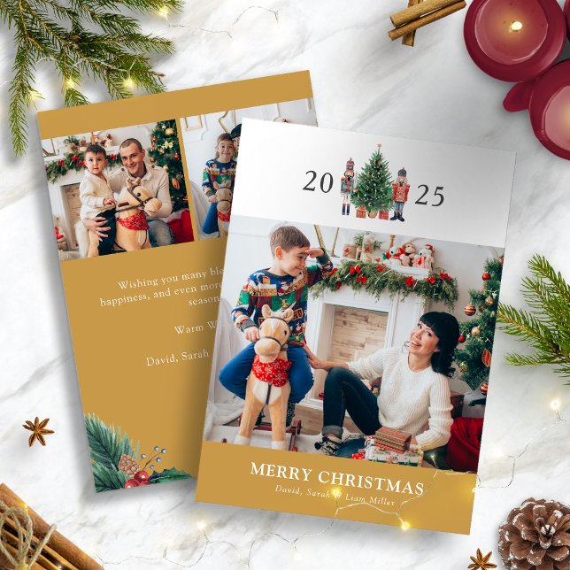Carte de Noël avec collage photo doré (Gold Christmas 2025 Nutcracker Photo Collage Holiday Card by Painted Paperie
)