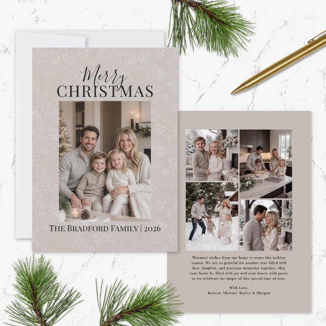 Carte de Noël moderne pour famille avec flocon de  (elegant merry christmas family photo holiday card with modern typography, script and 4 photo collage)