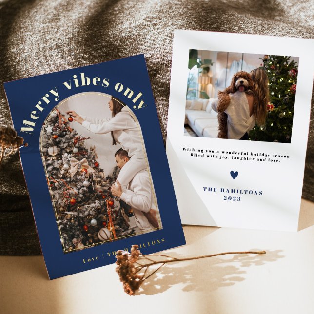 Carte de Noël Retro Foil | Carte Merry Vibes uniqu (Créateur téléchargé)