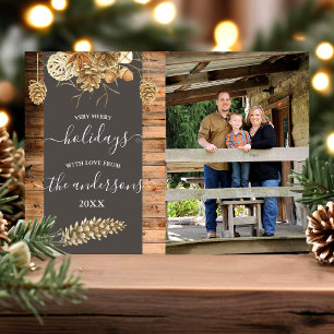 Carte de Noël rustique en bois avec cônes de pin p