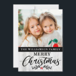 Carte de Noël Rustique moderne en bois<br><div class="desc">Modern Rustic Wood Family Photo Christmas Card - Quelle belle façon d'envoyer vos voeux de vacances cette saison. Votre photo préférée est présentée sur cette carte postale de Noël très spéciale et la carte est personnalisée avec votre nom de famille et Joyeux Noël dans une jolie typographie script moderne, et...</div>
