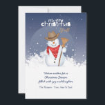 Carte de Noël Snowman Cowboy<br><div class="desc">Un adorable bonhomme de neige habillé en tenue occidentale et tenant un balai. La carte est facile à customiser avec votre libellé, police, couleur de police, options de forme de papier et choix de six types de papier. Enveloppes blanches incluses. Vous êtes curieux de concevoir et de commander votre carte...</div>