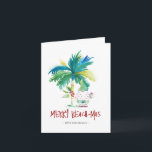 Carte de Noël Tropical Beach<br><div class="desc">Ces cartes de Noël de plage sont ornées d'un palmier exotique d'inspiration insulaire et de Père Noël de vacances mignonnes. Les mots "Merry Beach-mas" sont placés en lettres à la main. Utilisez les champs modèle pour ajouter votre salutation personnalisée. Un choix charmant à envoyer à vos amis et à votre...</div>