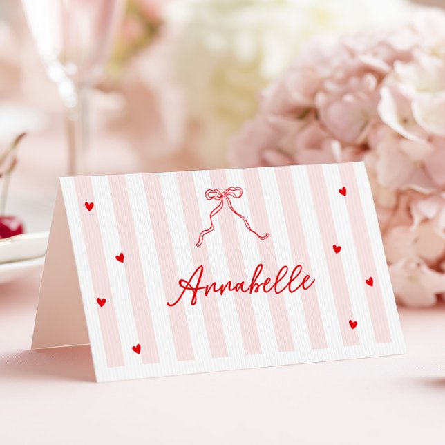 Carte de nom de table Saint-Valentin à rayures ros (Créateur téléchargé)