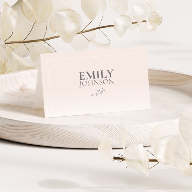 Carte de nom d'invité simple moderne (Créateur téléchargé)