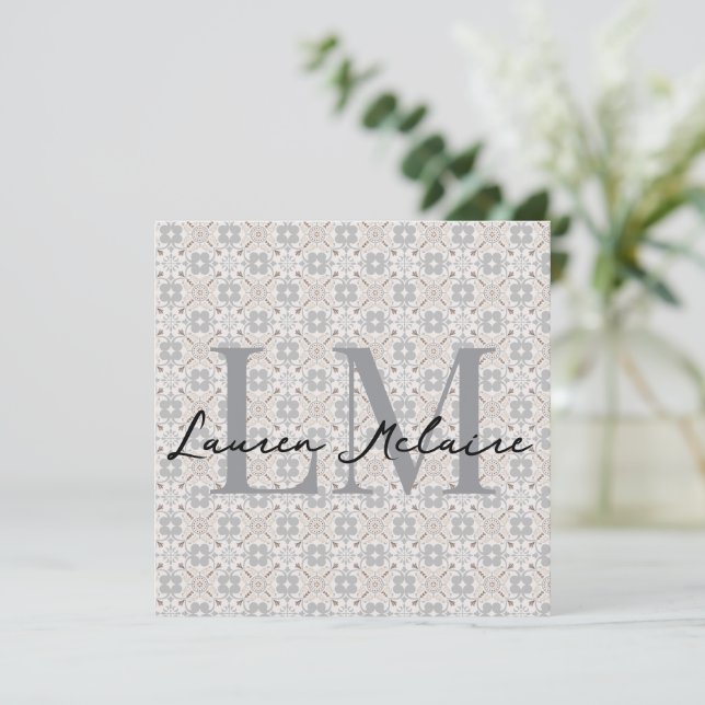 Carte de nom en script monogramme avec carreaux es (Debout devant)
