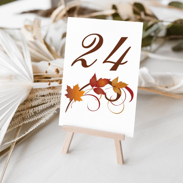 Carte de numéro de table à feuilles tombantes rust (Créateur téléchargé)