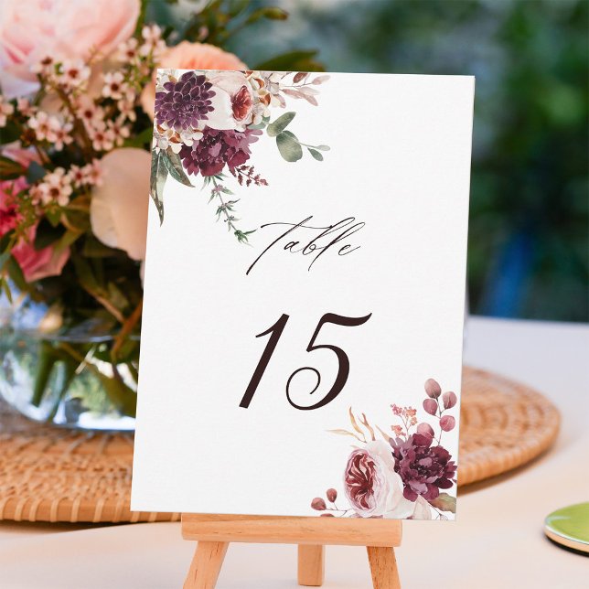 Carte de numéro de table de mariage floral Romance (Créateur téléchargé)