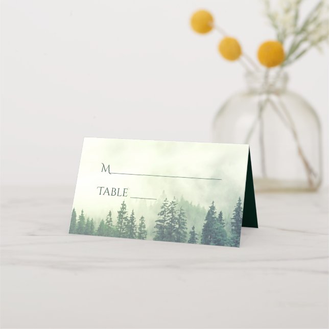Carte De Placement Arbres à pin vert Foggy Rustique Mariage écriture (Devant)