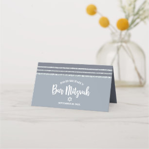 Carte De Placement Bar Mitzvah moderne gris argent Tallit Bold Script