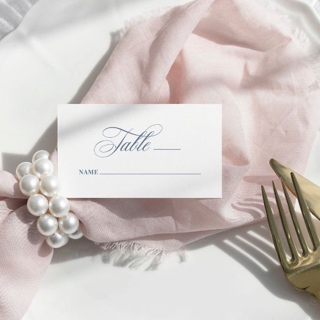 Carte De Placement Blanc et Bleu Poussiéreux | Mariage Luxe Classique (Créateur téléchargé)
