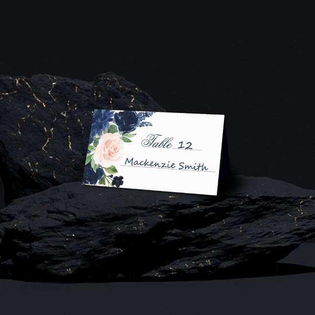 Carte De Placement Blooms Chics | Floral bleu marine et rose pâle (Créateur téléchargé)