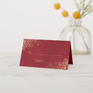 Carte De Placement Boucles d'or sur Crimson Red Elegant Mariage écrit