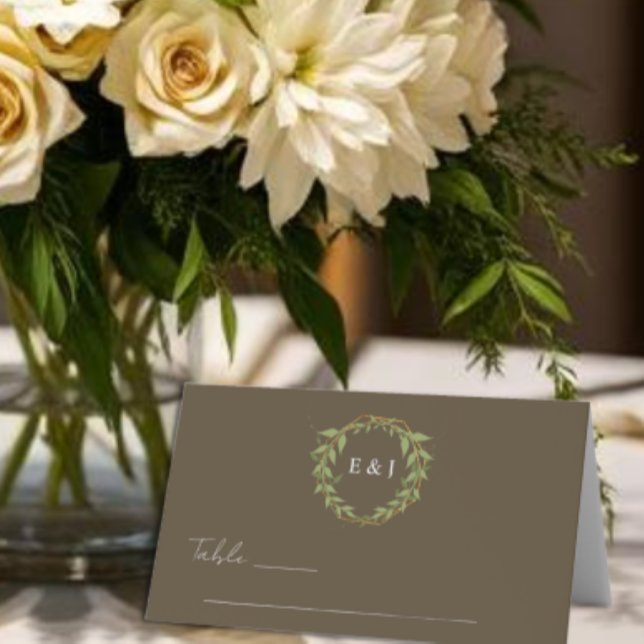 Carte De Placement Couronne botanique de mariage tons terre (Créateur téléchargé)