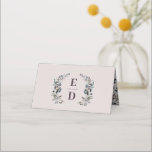 Carte De Placement Crest jardin | Tableau Monogramme Mariage mauve<br><div class="desc">Ajoutez les détails de finition à vos décorations du jour avec ce panneau ces élégantes plaques. Doté d'une crête de feuille florale aquarelle avec monogramme et table au verso. Cette conception est coordonnée avec notre collection mariage "Garden Crest".</div>