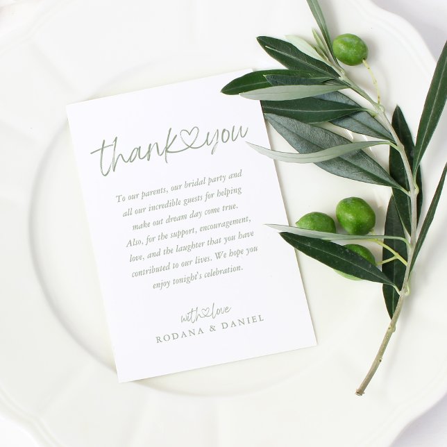 Carte De Placement Élégant Sage Green Calligraphie Mariage de coeur (Elegant Sage Green Calligraphy Heart Wedding Place Card)
