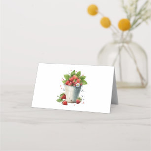 Carte De Placement Fraises fraîches cuites dans un seau