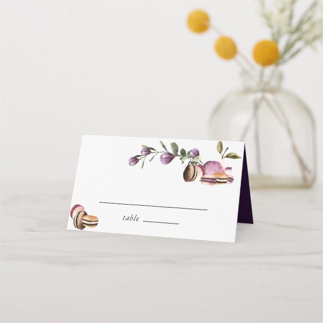 Carte De Placement Joyeux Macaron | Élégant Violet Floral Moderne (Devant)