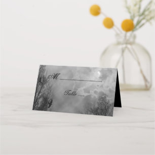 Carte De Placement Lune hantée avec Ravens Folded Place Card