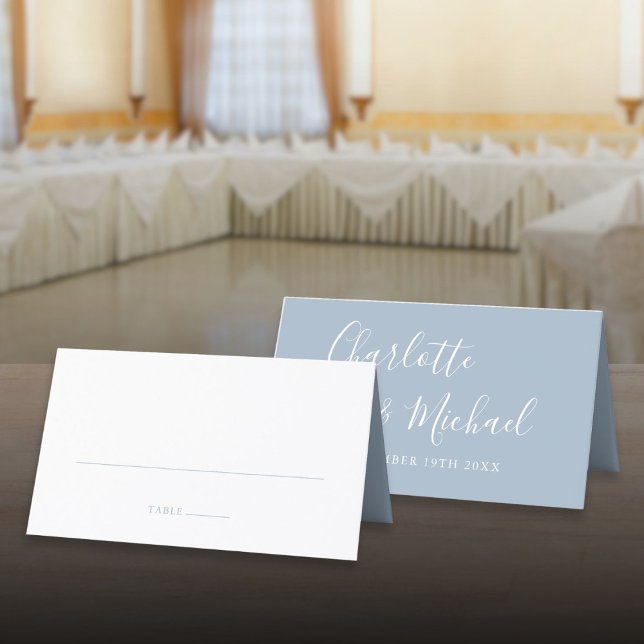 Carte De Placement Mariage au style écriture manuscrite bleu poussiér (Dusty Blue Signature Script Wedding Place Card)