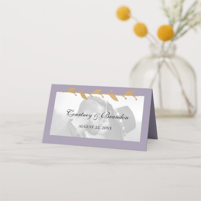 Carte De Placement Mariage aux feuilles d'or photo moderne violet (Devant)