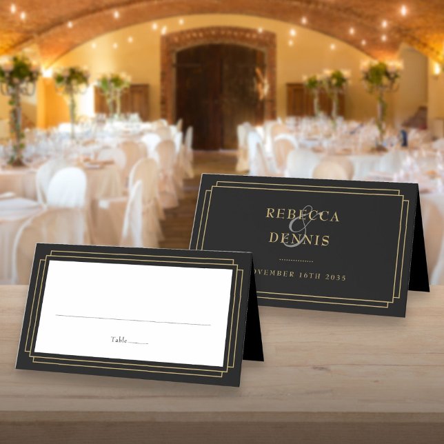 Carte De Placement Mariage Classique Déco Noir et Or (Classic Deco Black and Gold Wedding Place Card)