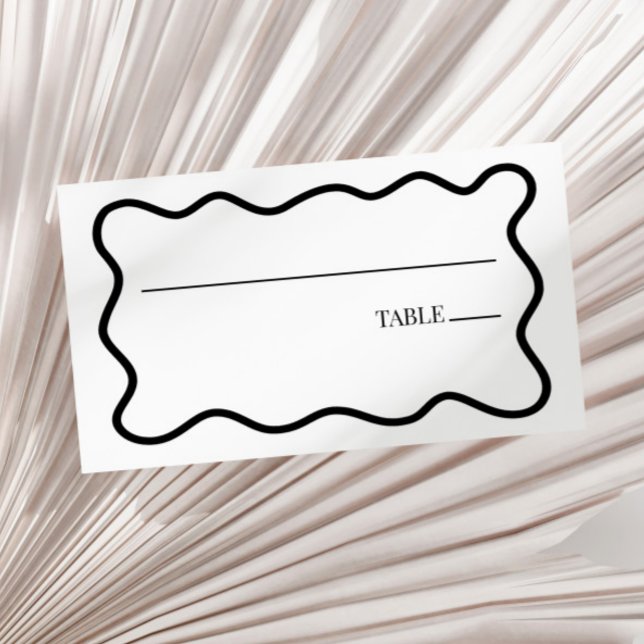 Carte De Placement Mariage élégant à bord ondulé noir et blanc (Créateur téléchargé)