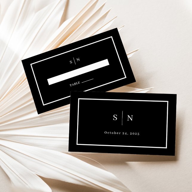 Carte De Placement Minimal et chic | Appartement Mariage noir (A chic, minimalist wedding place card in dark black with white accents and text, and your monogram)