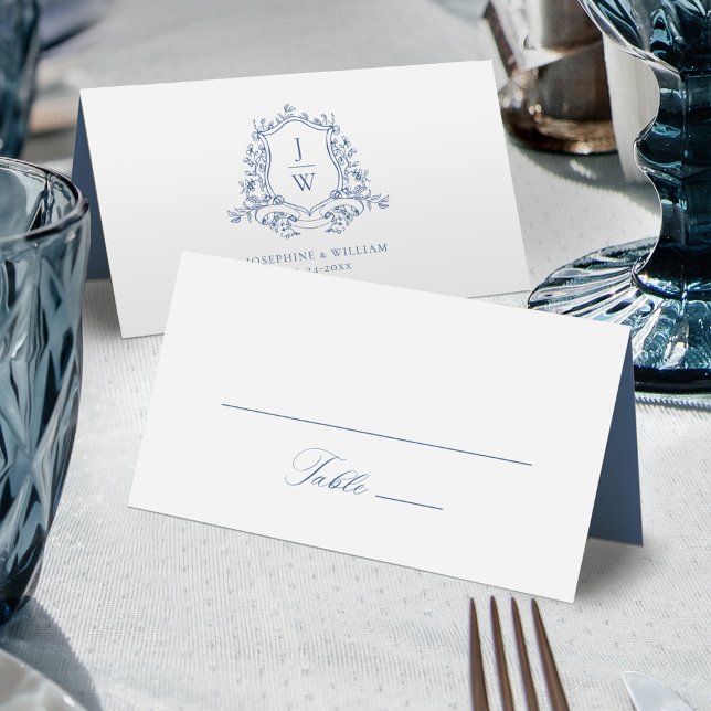Carte De Placement Monogramme traditionnel Crest Bleu Mariage élégant (Créateur téléchargé)