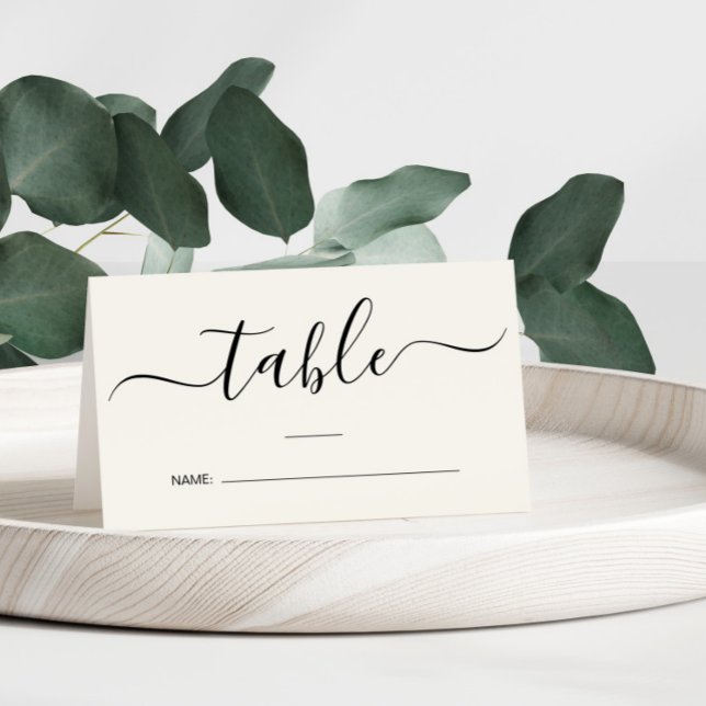 Carte De Placement Numéro de table de mariage crème en écriture calli (Créateur téléchargé)