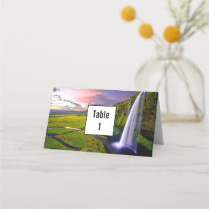 Carte De Placement Photo de mariage de cascade islandaise verte et na