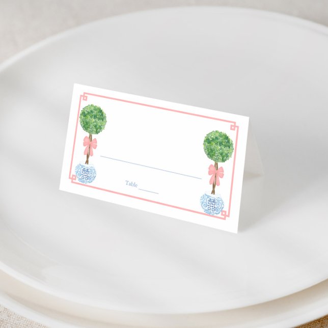 Carte De Placement Preppy Pink Bow Topiary Girl Baby shower Brunch (Pink Greek Key border with boxwood topiary baby shower place cards)