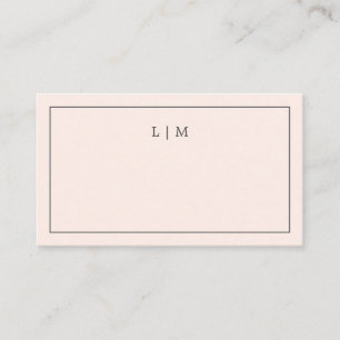 Carte De Placement Simple Monogramme Rose Pâle Mariage Élégant