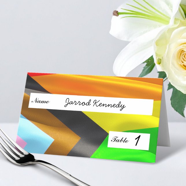 Carte De Placement Typographie du drapeau de la fierté Mariage plié (Créateur téléchargé)