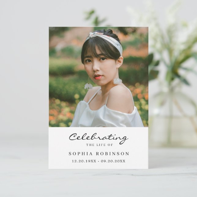 Carte de prière de souvenir photo pour célébration (Debout devant)