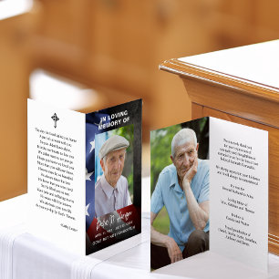 Carte de prière pliée avec photo de mémorial funér