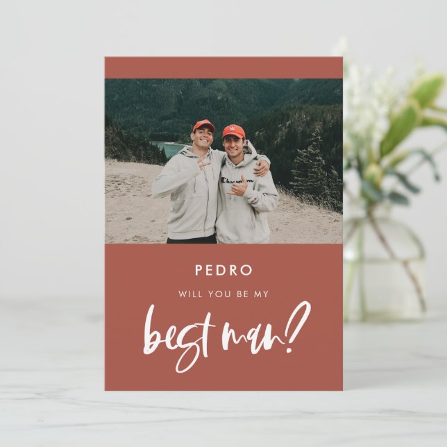 Carte de proposition de témoin de mariage en briqu (Debout devant)