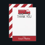 Carte de remerciement de camion de pompiers pour l<br><div class="desc">Cette carte de remerciement de camion de pompiers peut être personnalisée avec le nom du garçon ou de la fille qui fête son anniversaire - parfait pour une fête d'anniversaire de pompier ou pour une utilisation générale ! © 2022 Tea Olive Co.</div>