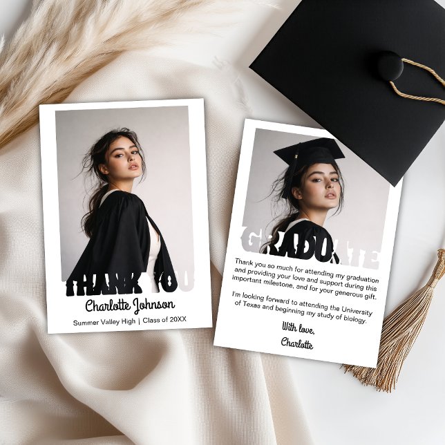 Carte de Remerciement de Diplômé avec Typographie  (Créateur téléchargé)