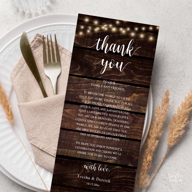 Carte de remerciement de réception de mariage rust (Modern Rustic Wedding Dinner Thank You Card Reception Reception String Lights Dark Brown Wood)