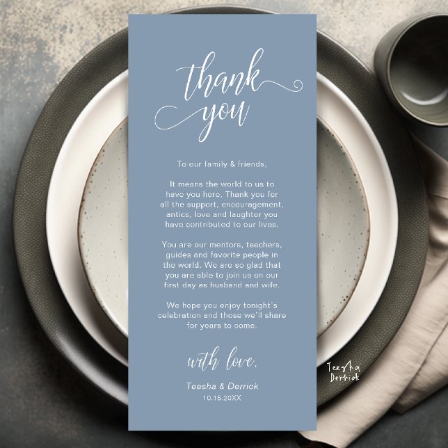 Carte de remerciement élégante pour le plan de tab (Elegant Wedding Place Setting Thank You Card in Dusty Blue)