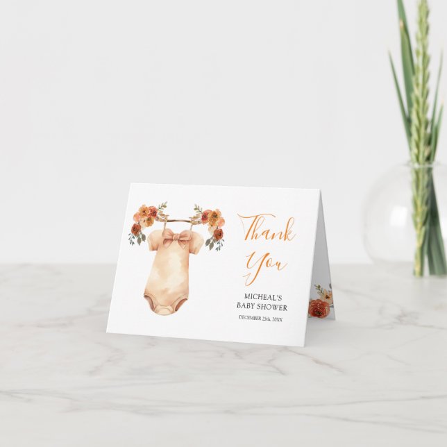 Carte De Remerciements Automne Rustique Floral Vêtements de bébé Baby sho (Devant)